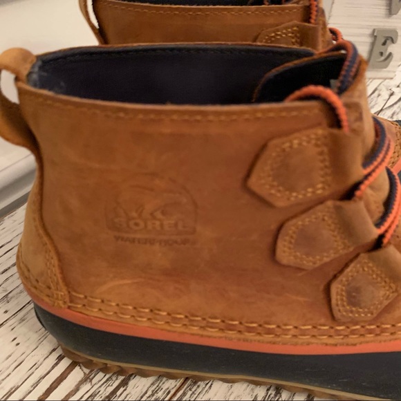 Sorel Out 'N About Duck Boot Rain Boot Size 8 - Picture 2 of 7